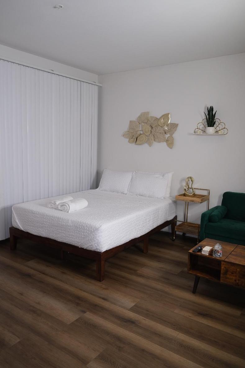 Apartment Exclusive In Mdr-venice With Pool, Gym & Hottub